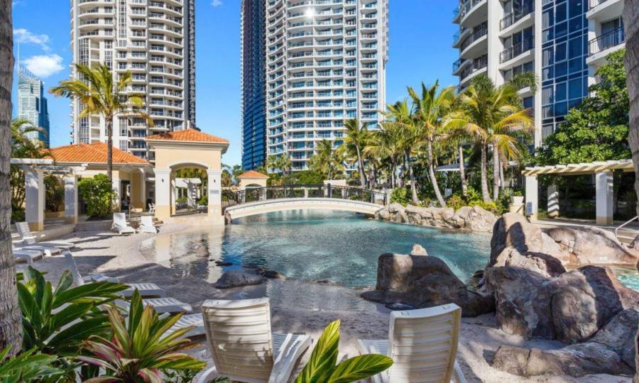 Deluxe Chevron Renaissance Apartman Gold Coast Kültér fotó